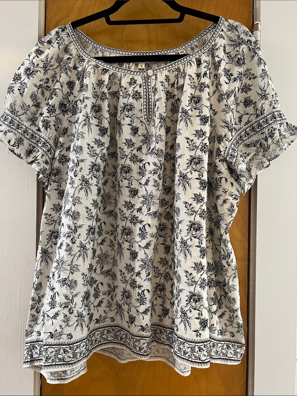 Max Studio London Floral Blouse